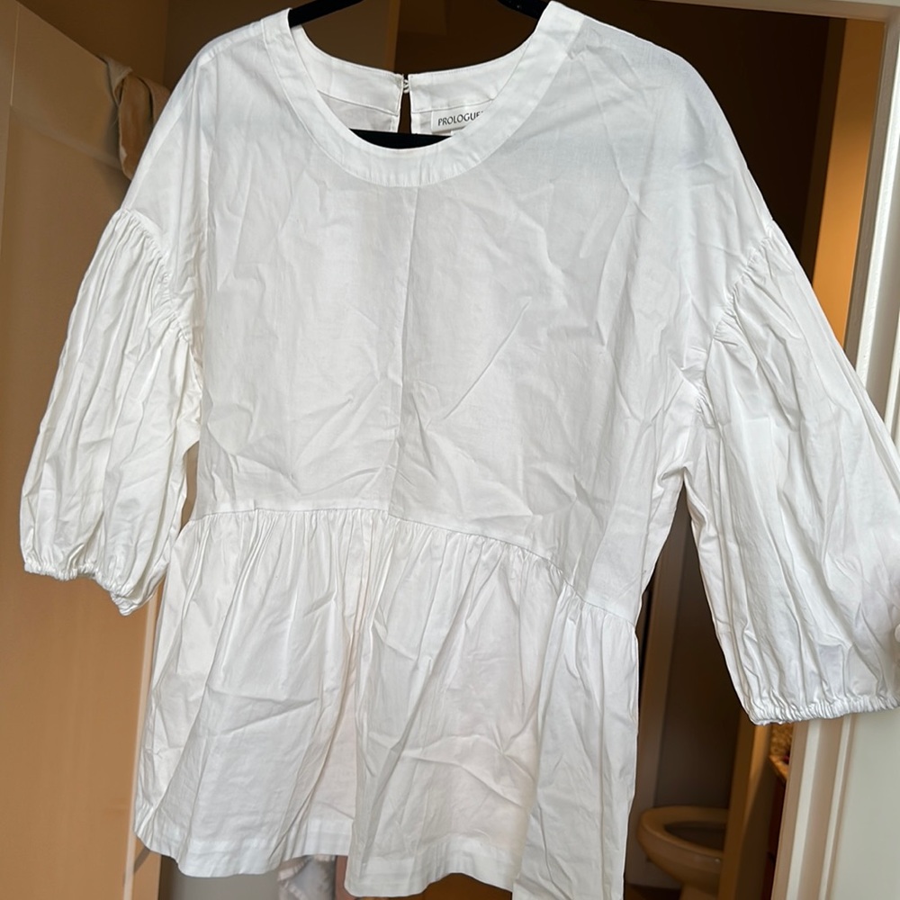 Prologue white top
